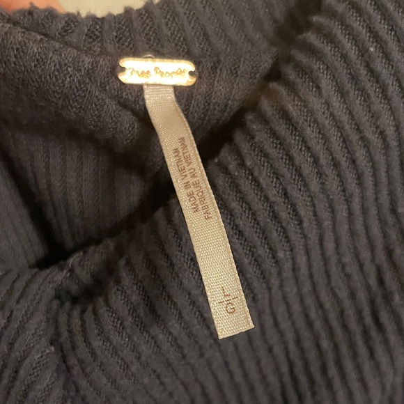 Free People Black Ribbed Top Size Large - Picture 2 of 5